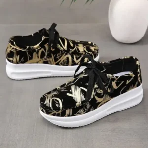 Bliklik Casual Graffiti Round Toe Platform Plus Size Sneakers