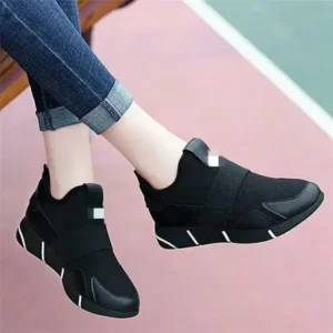 Bliklik Women Fashion Slip On Round-Toe Shoes